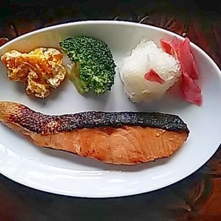 柚子風味の鮭＆サラダプレート